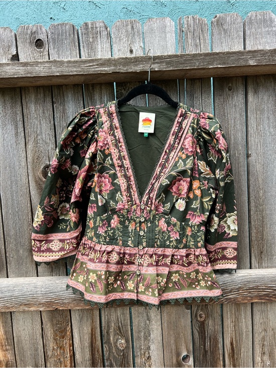 FARM Rio Tops - Farm Rio Majestic Garden Peplum Blouse